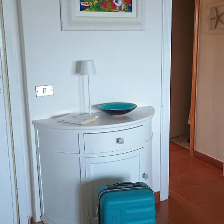 公寓 La Finestra Sul Mare A 罗通多港